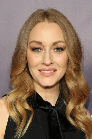 Jennifer Ferrin profil kép