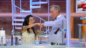 Bill Nye Saves the World 2. évad Ep.4 Sex, Drugs and Superbugs
