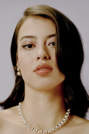 Amber Midthunder profil kép