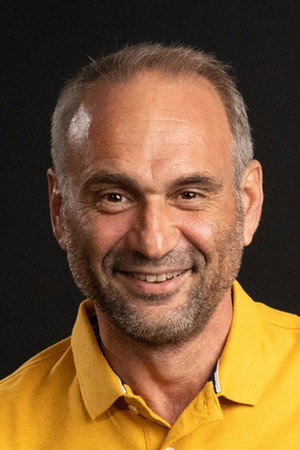 Adrian Văncică profil kép