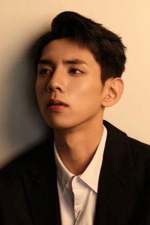 王年将成 profil kép