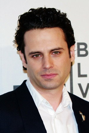 Luke Kirby profil kép