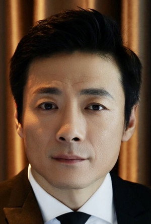 祖峰 profil kép