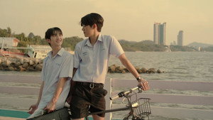 ต้นส้มบ้านเขา แต่ผลส้มหล่นมาบ้านเราตลอดเลย kép