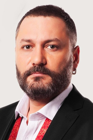 Hüsnü Şenlendirici profil kép