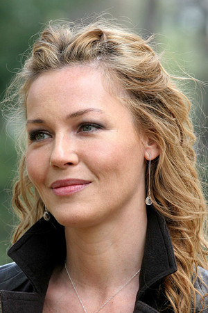 Connie Nielsen profil kép