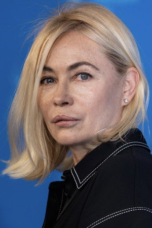 Emmanuelle Béart profil kép