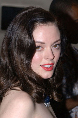 Rose McGowan profil kép