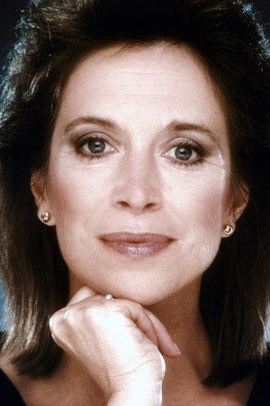 Valerie Curtin profil kép