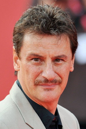 Giorgio Tirabassi profil kép