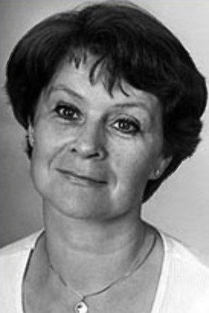 Анна Жарова