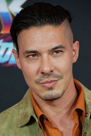 Lewis Tan profil kép