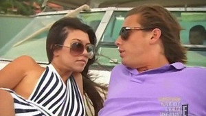 Kourtney and Khloé Take Miami 1. évad Ep.8 8. epizód