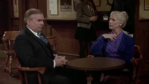 Cheers 10. évad Ep.5 Mama kicsi Maggie-je