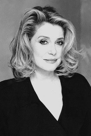 Catherine Deneuve profil kép