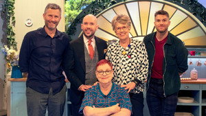 The Great British Bake Off: An Extra Slice 2. évad Ep.5 5. epizód
