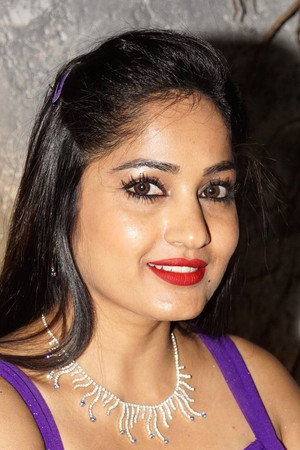 Madhavi Latha profil kép