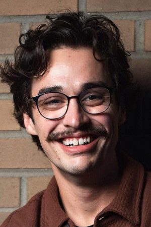 Joey Bragg profil kép