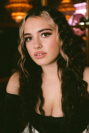 Sofia Tjelta profil kép