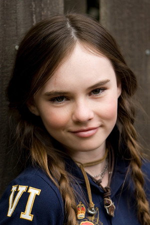 Madeline Carroll profil kép