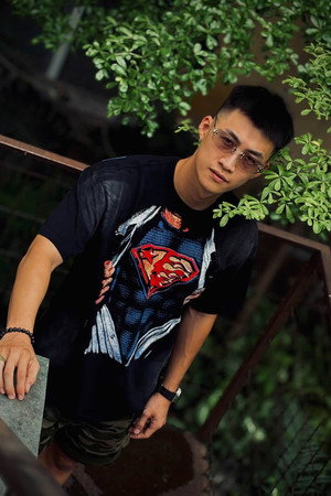 Lưu Duy Khánh profil kép