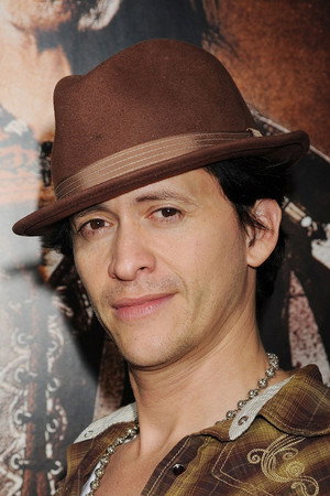 Clifton Collins Jr. profil kép