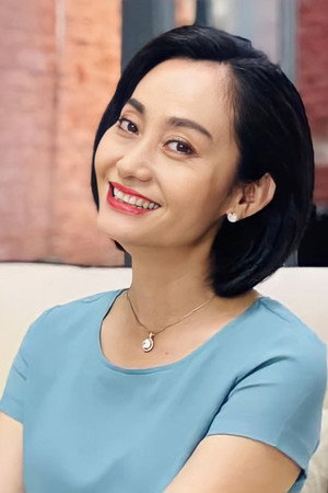 Ngô Phạm Hạnh Thúy profil kép