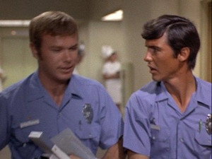 Adam-12 5. évad Ep.4 4. epizód