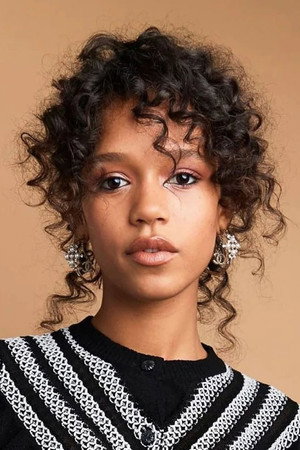 Taylor Russell profil kép