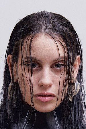 Milena Smit profil kép