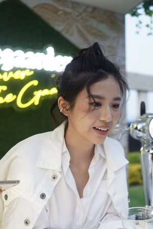 楊偲泳 profil kép