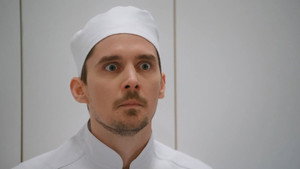 Ja, chef! 6. évad Ep.1 1. epizód