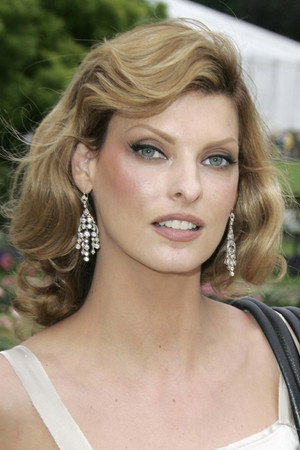 Linda Evangelista profil kép