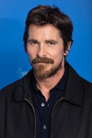 Christian Bale profil kép