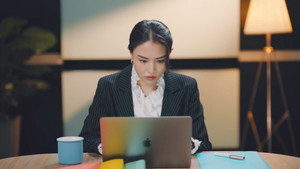 ลัลล์ไม่ชอบไวน์ kép