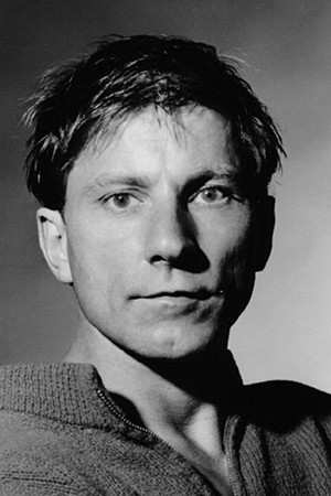 Simon McBurney profil kép