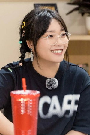 李雪琴 profil kép