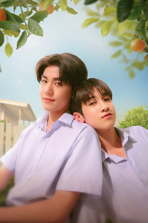 ต้นส้มบ้านเขา แต่ผลส้มหล่นมาบ้านเราตลอดเลย poszter
