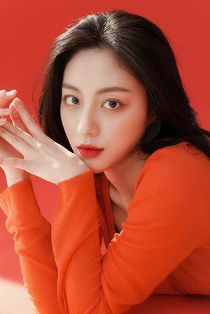 강민아 profil kép