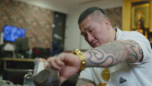Triades : la Mafia chinoise à la conquête du monde kép