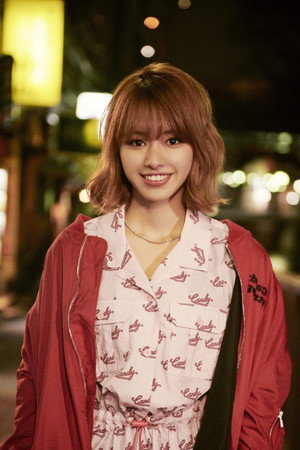 山本舞香 profil kép