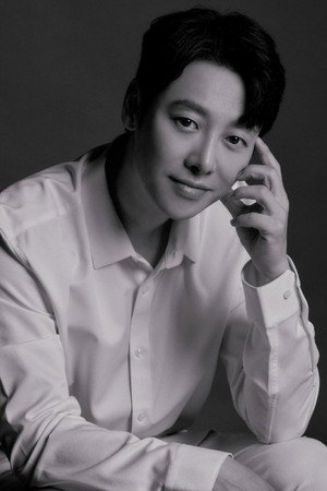 김동욱 profil kép