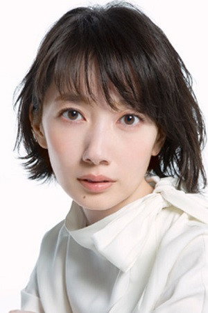 波瑠 profil kép