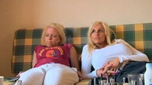 Familien fra Bryggen 2. évad Ep.10 10. epizód
