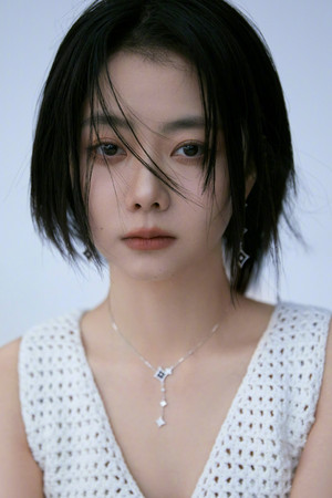 谭松韵 profil kép