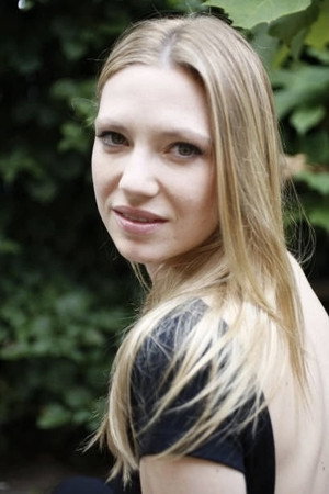 Anna Torv profil kép