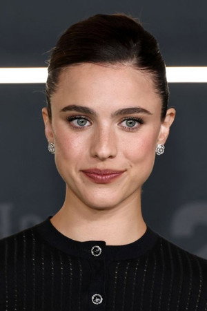 Margaret Qualley profil kép