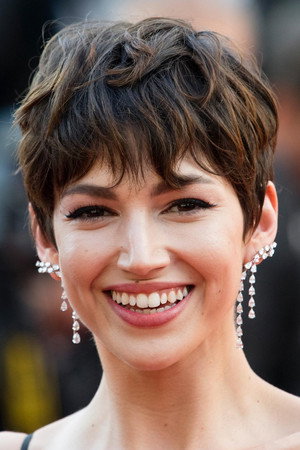 Úrsula Corberó profil kép