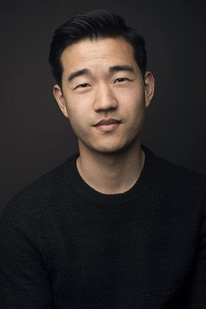 Daniel K. Isaac profil kép
