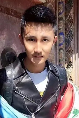 鞠江 profil kép